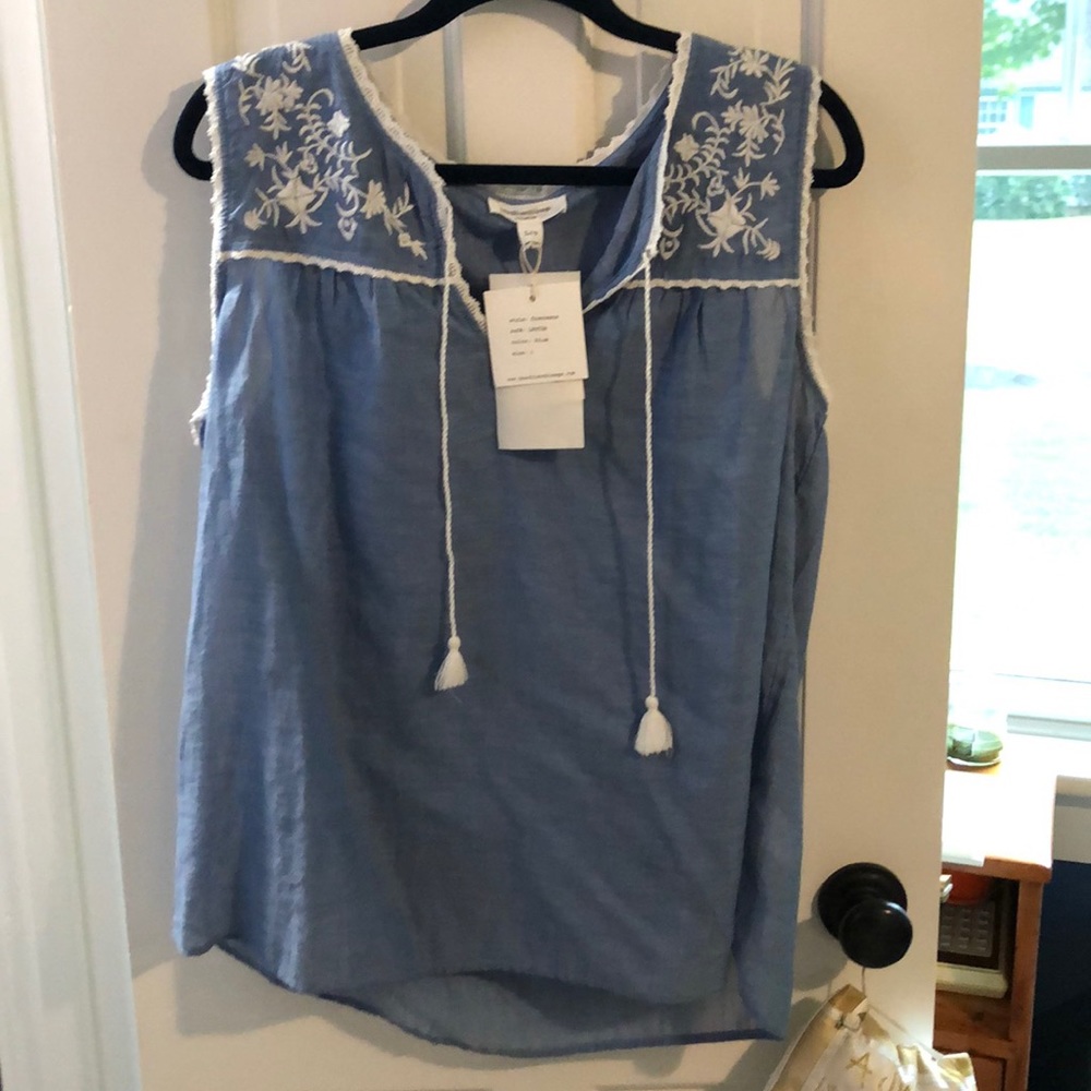 Tee shirt